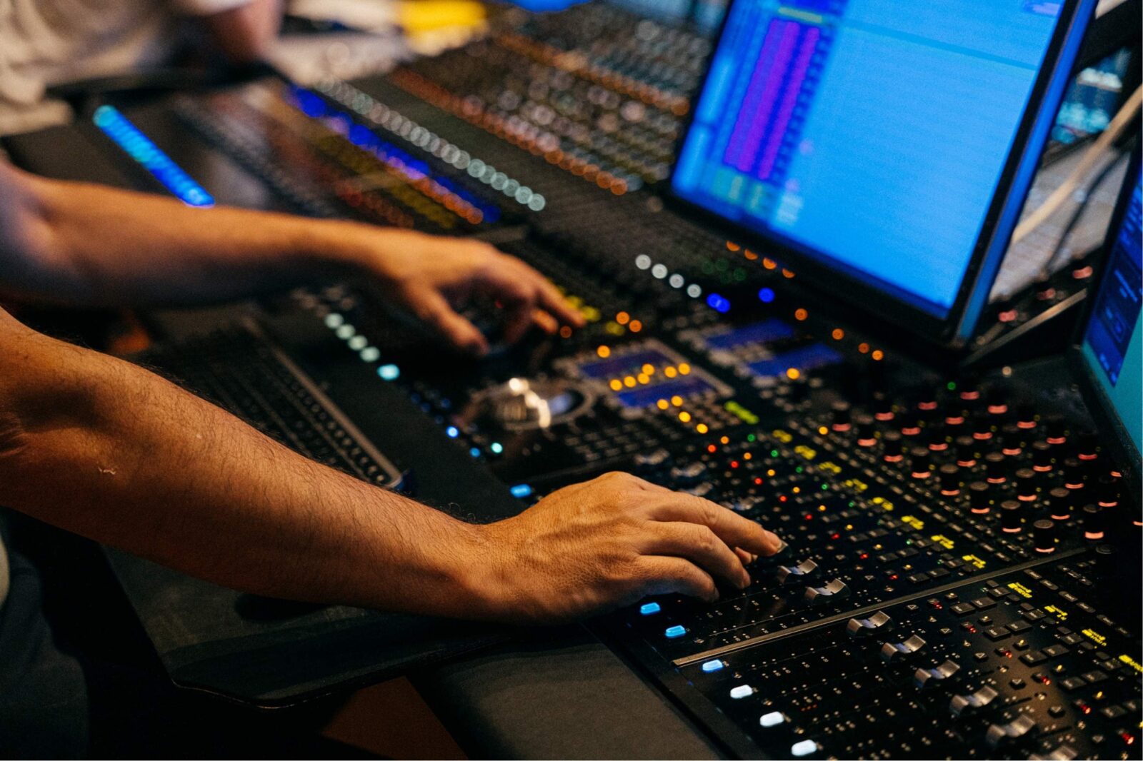 Post Prod Mixage Audi 4 Et 5